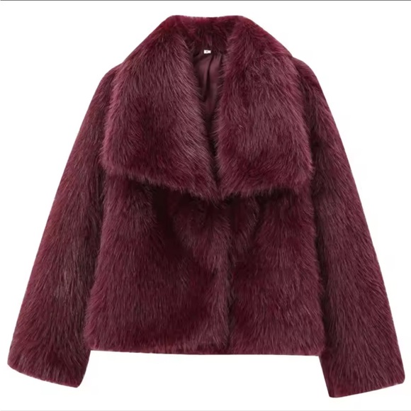 NWOT Burgundy Faux Fur Jacket - Picture 4 of 5